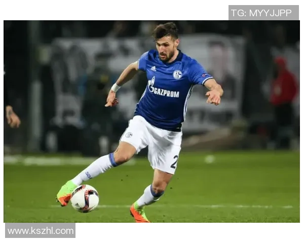 7号足球球星有哪些著名球员参加过国际赛事与俱乐部比赛的精彩表现