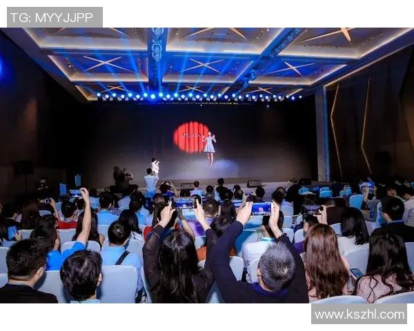 当真实绿茵巨星化身虚拟教练演绎足球经理的激情与智慧较量