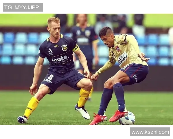 球星室内足球赛事精彩纷呈 聚焦明星球员与竞技魅力的完美碰撞 球星室内足球赛事精彩纷呈 聚焦明星球员与竞技魅力的完美碰撞